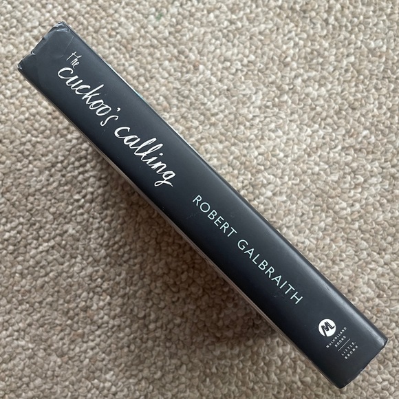 ⭐️3/$25⭐️ The Cuckoo’s Calling by Robert Galbraith - Picture 3 of 5